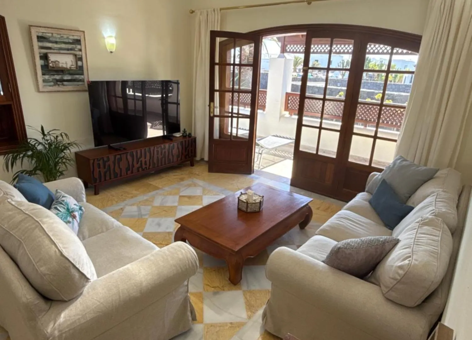 Villa Helen Playa Blanca  Espanha
